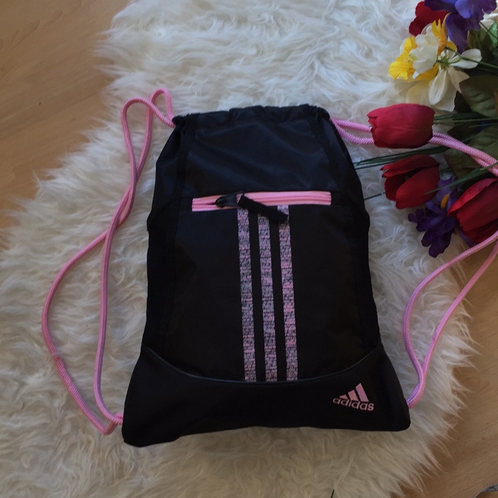 🌺NWOT adidas drawstring bag🌺